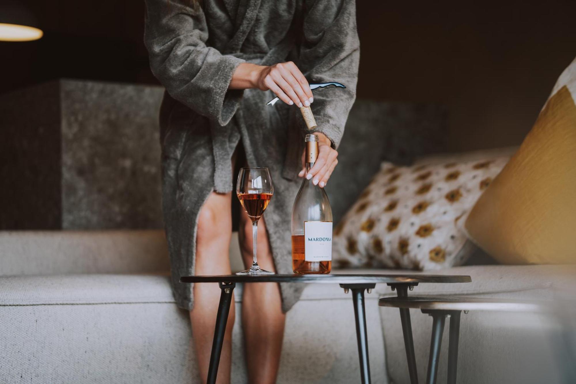 Mons Suites Wine Passion تانهايم المظهر الخارجي الصورة